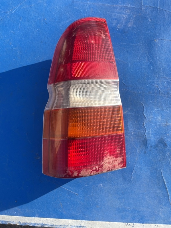 Lampă spate - Parte montare: Stânga - Ford Escort 6 generation [1995 - 2000] wagon 1.8 TD MT (90 hp)