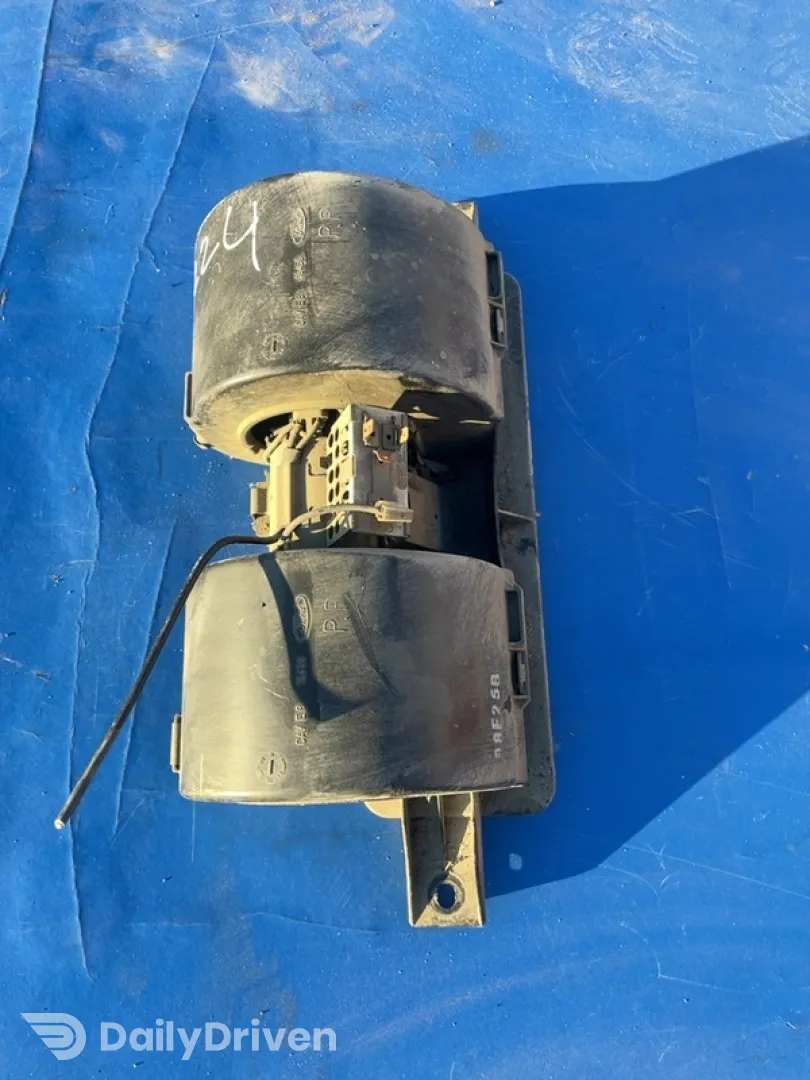 Ventilator habitaclu - Ford Escort 6 generation [1995 - 2000] wagon 1.8 TD MT (90 hp)