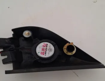 Tweeter fata dreapta Volkswagen VW Passat B6 [2005 - 2010] wagon 5-usi 1.9 TDI MT (105 hp)