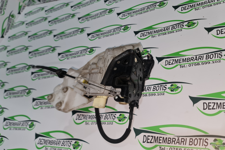 Broasca usa spate dreapta Volkswagen VW Passat B6 [2005 - 2010] wagon 5-usi 1.9 TDI MT (105 hp)