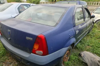 Boxa fata dreapta SET 8200368730 Dacia Logan  [2004 - 2008] Sedan 1.6 MT (87 hp)