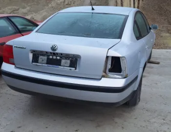 Suport maner deschidere din exterior usa spate stanga Volkswagen VW Passat B5 [1996 - 2000] Sedan 4-usi 1.9 TDI MT (90 hp)
