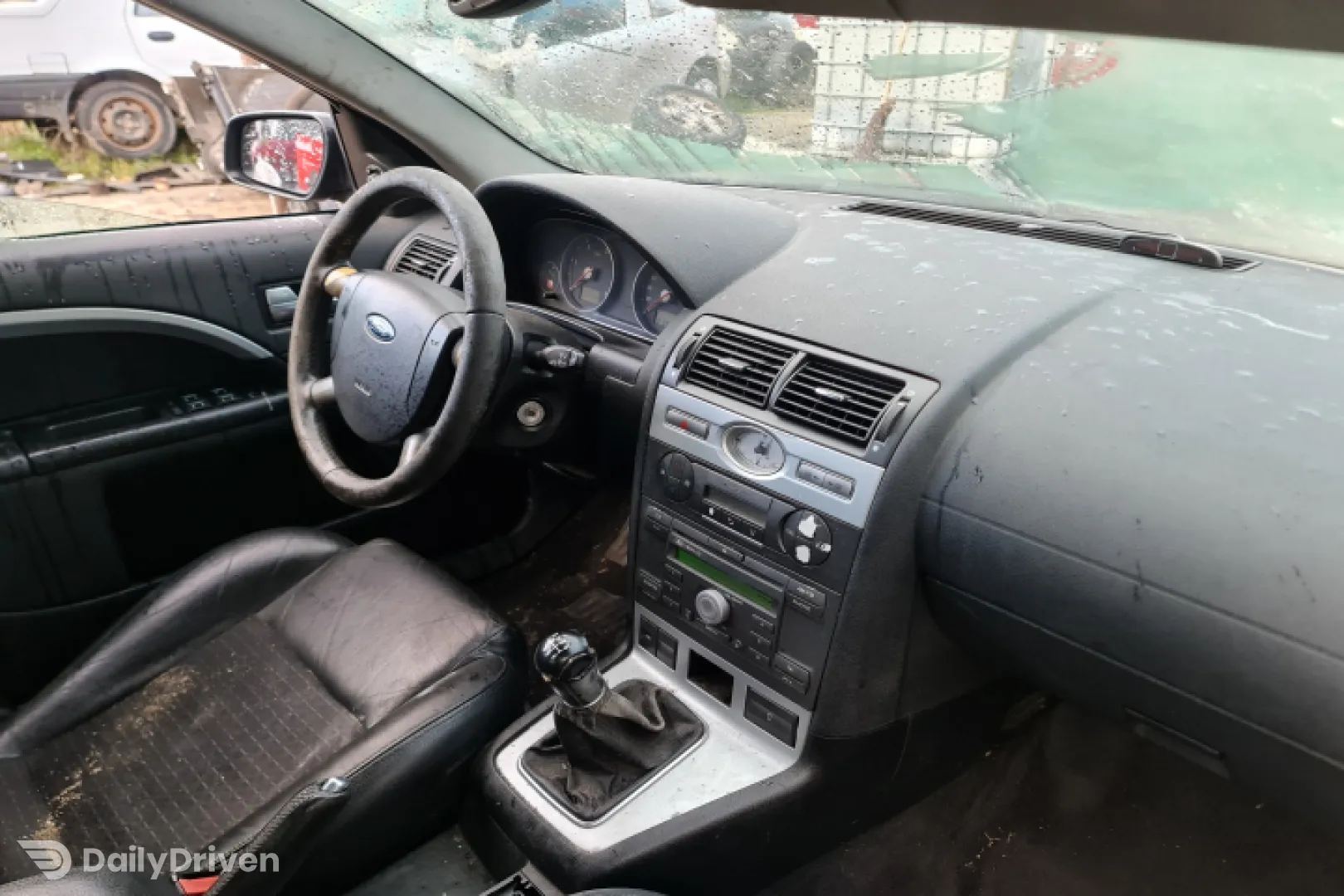 Ansamblu stergatoare parbriz volan pe dreapta Ford Mondeo 3 [2000 - 2003] Sedan 2.0 TDCi 5MT (115 hp)