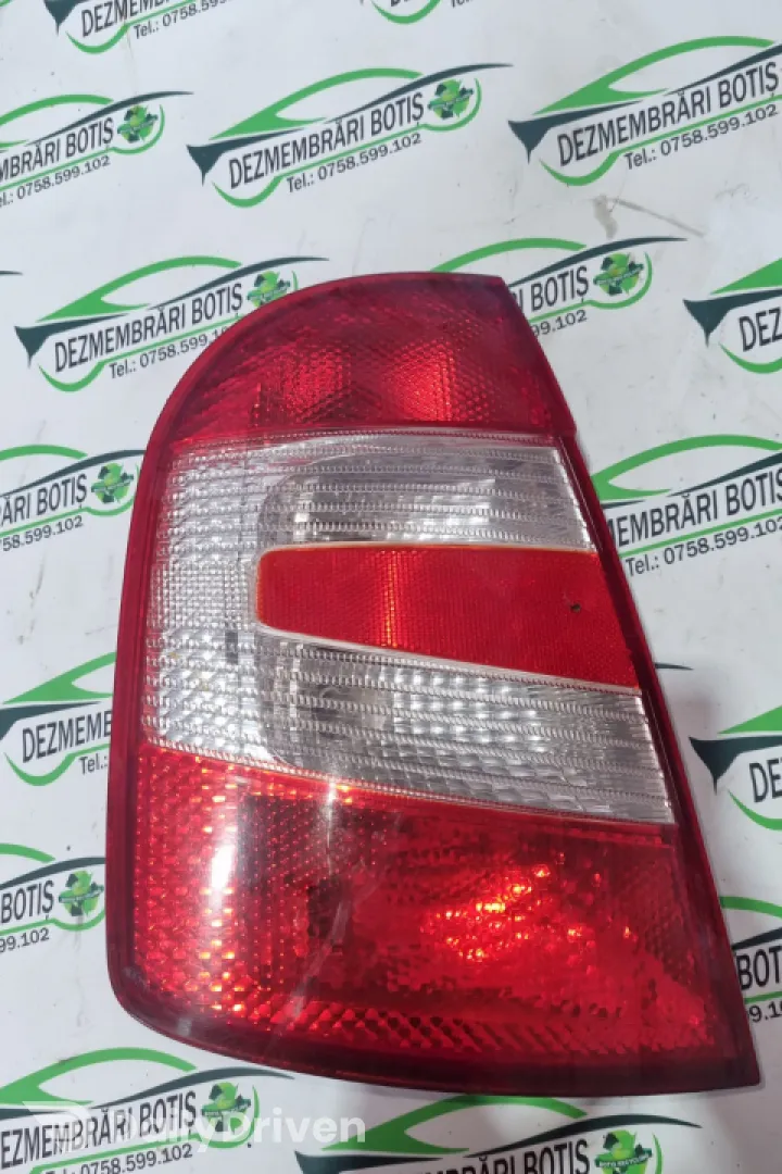 Lampa stop stanga pe aripa Skoda Fabia 6Y [1999 - 2004] Hatchback 5-usi 1.2 MT (54 hp)