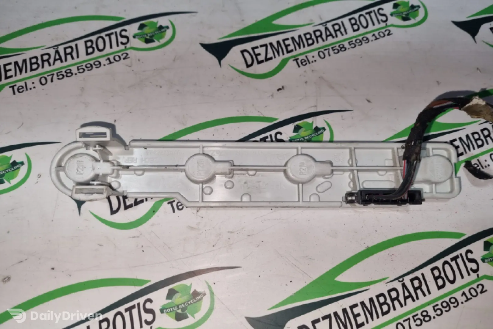 Soclu becuri lampa stop pe aripa stanga Skoda Fabia 6Y [1999 - 2004] Hatchback 5-usi 1.2 MT (54 hp)