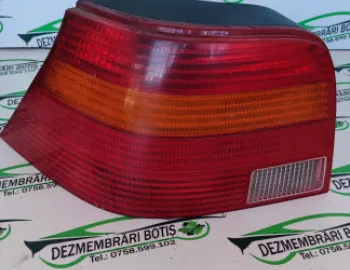 Lampa stop stanga pe aripa Volkswagen VW Golf 4 [1997 - 2006] Hatchback 5-usi 1.4 MT (75 hp)