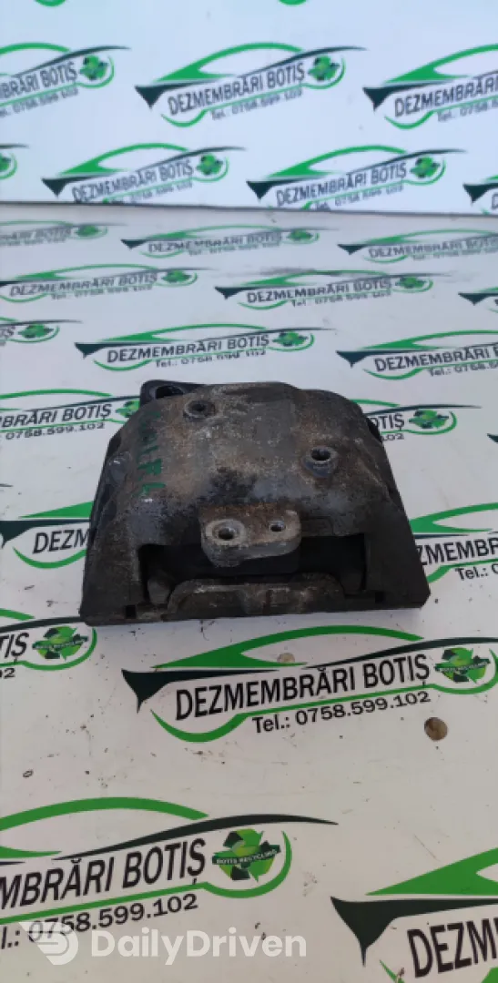 Suport motor dreapta Volkswagen VW Golf 4 [1997 - 2006] Hatchback 5-usi 1.4 MT (75 hp)