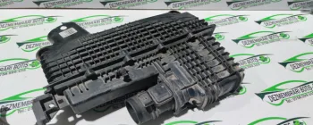 Carcasa filtru aer 8200 298 161 Nissan Almera N16 [2000 - 2003] Hatchback 5-usi 1.5 MT (98 hp)