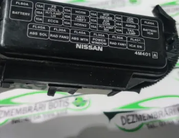 Panou sigurante bord Nissan Almera N16 [2000 - 2003] Hatchback 5-usi 1.5 MT (98 hp)