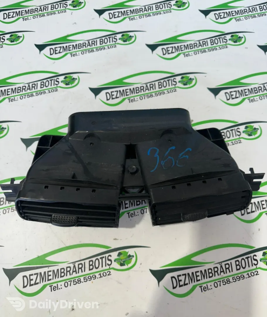 Grila ventilatie bord centru Mercedes-Benz A-Class W168 [1997 - 2001] Hatchback A 140 MT (82 hp)