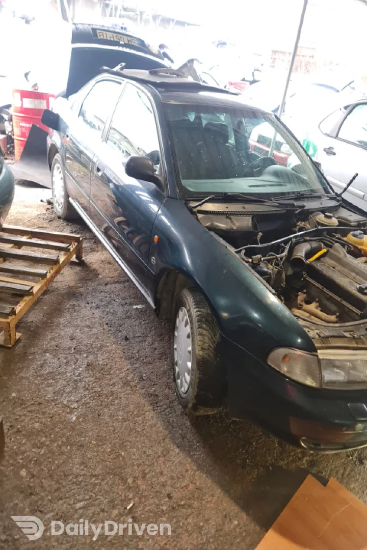 Comanda AC Audi A4 B5 [1994 - 1999] Sedan 1.6 MT (101 hp)