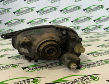 Far dreapta Opel Corsa B [1993 - 2000] Hatchback 3-usi 1.2i MT (45 hp)