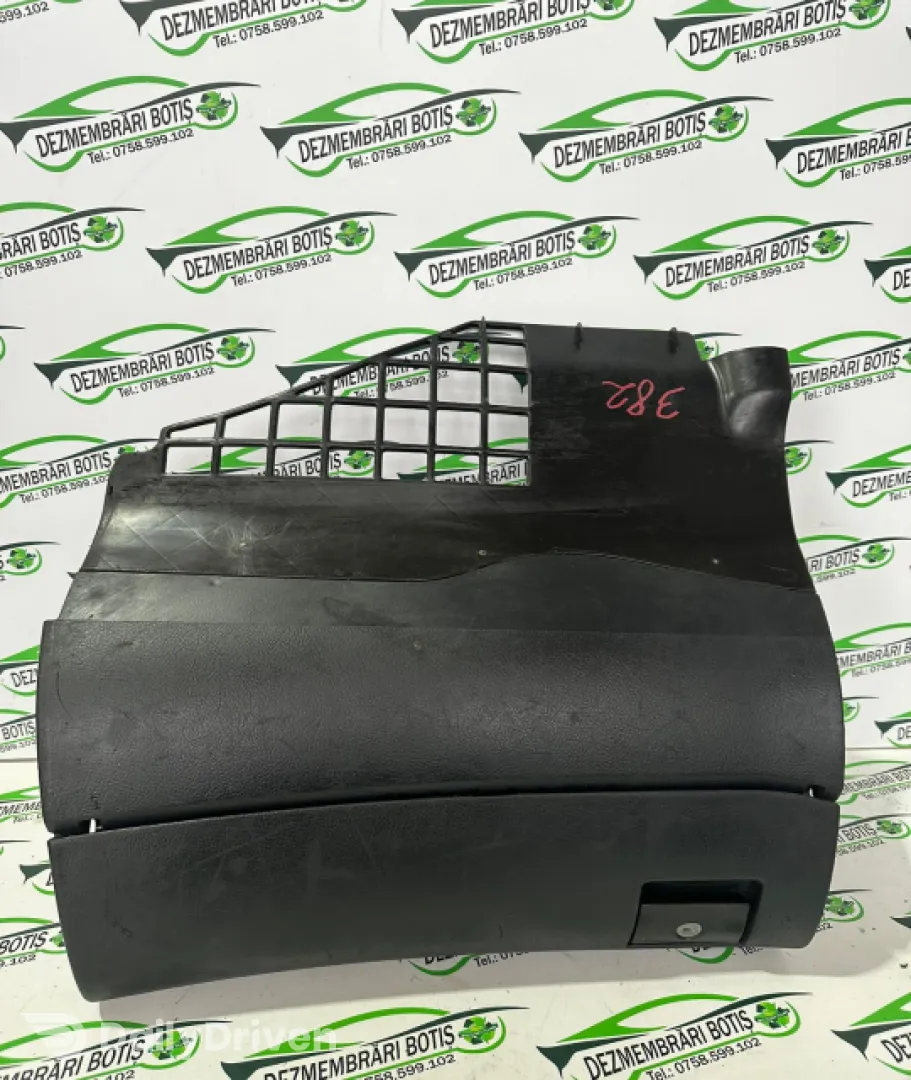 Torpedou Audi A4 B5 [1994 - 1999] Sedan 1.8 MT (125 hp)