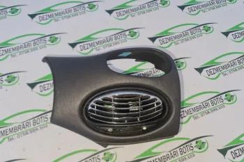 Grila ventilatie bord dreapta Ford Focus  [1998 - 2004] Hatchback 3-usi 1.6 MT (98 hp)