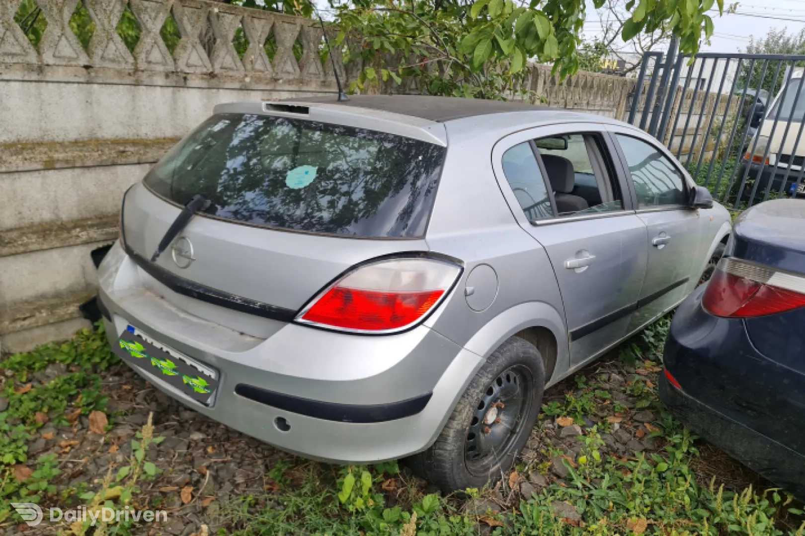 Planetara fata dreapta Opel Astra H [2004 - 2007] Hatchback 1.7 CDTI MT (101 hp)