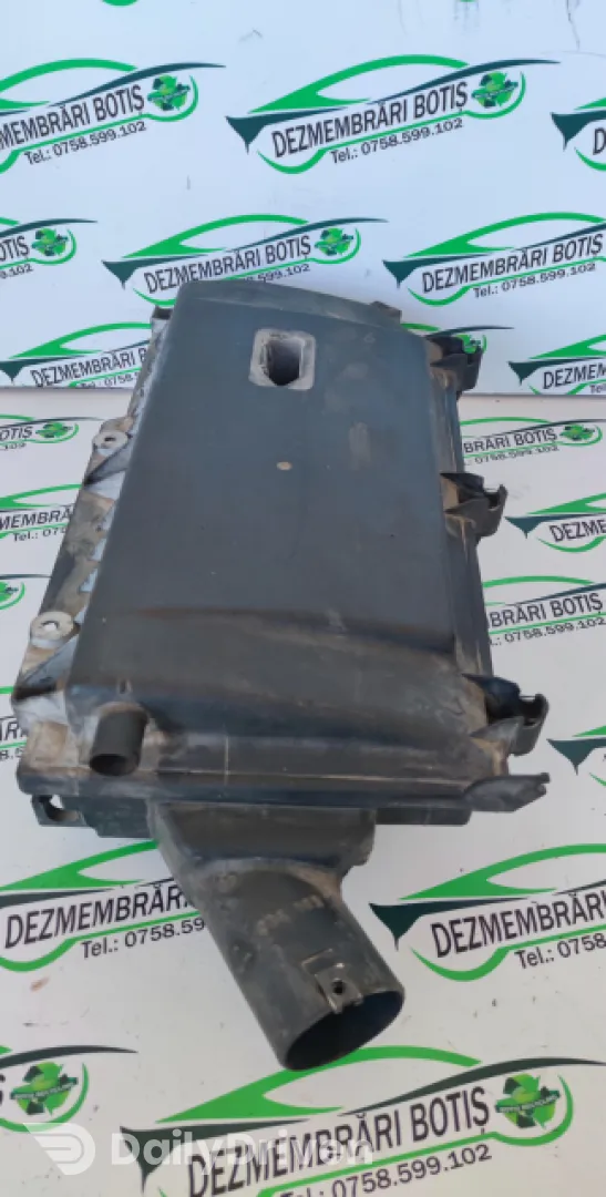 Carcasa filtru aer 039 129 611 Volkswagen VW Golf 4 [1997 - 2006] Hatchback 5-usi 1.4 MT (75 hp)