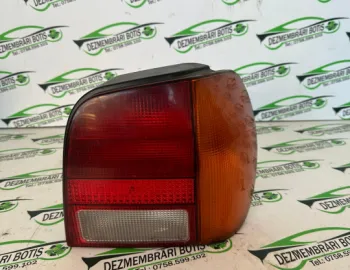 Lampa stop dreapta pe aripa Volkswagen VW Polo 3 6N [1994 - 2001] Hatchback 5-usi 1.0 MT (50 hp)