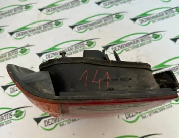 Lampa stop dreapta pe aripa Volkswagen VW Polo 3 6N [1994 - 2001] Hatchback 5-usi 1.0 MT (50 hp)