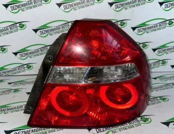 Lampa stop dreapta pe aripa Chevrolet Aveo T200 [2003 - 2008] Sedan 1.4 MT (82 hp)