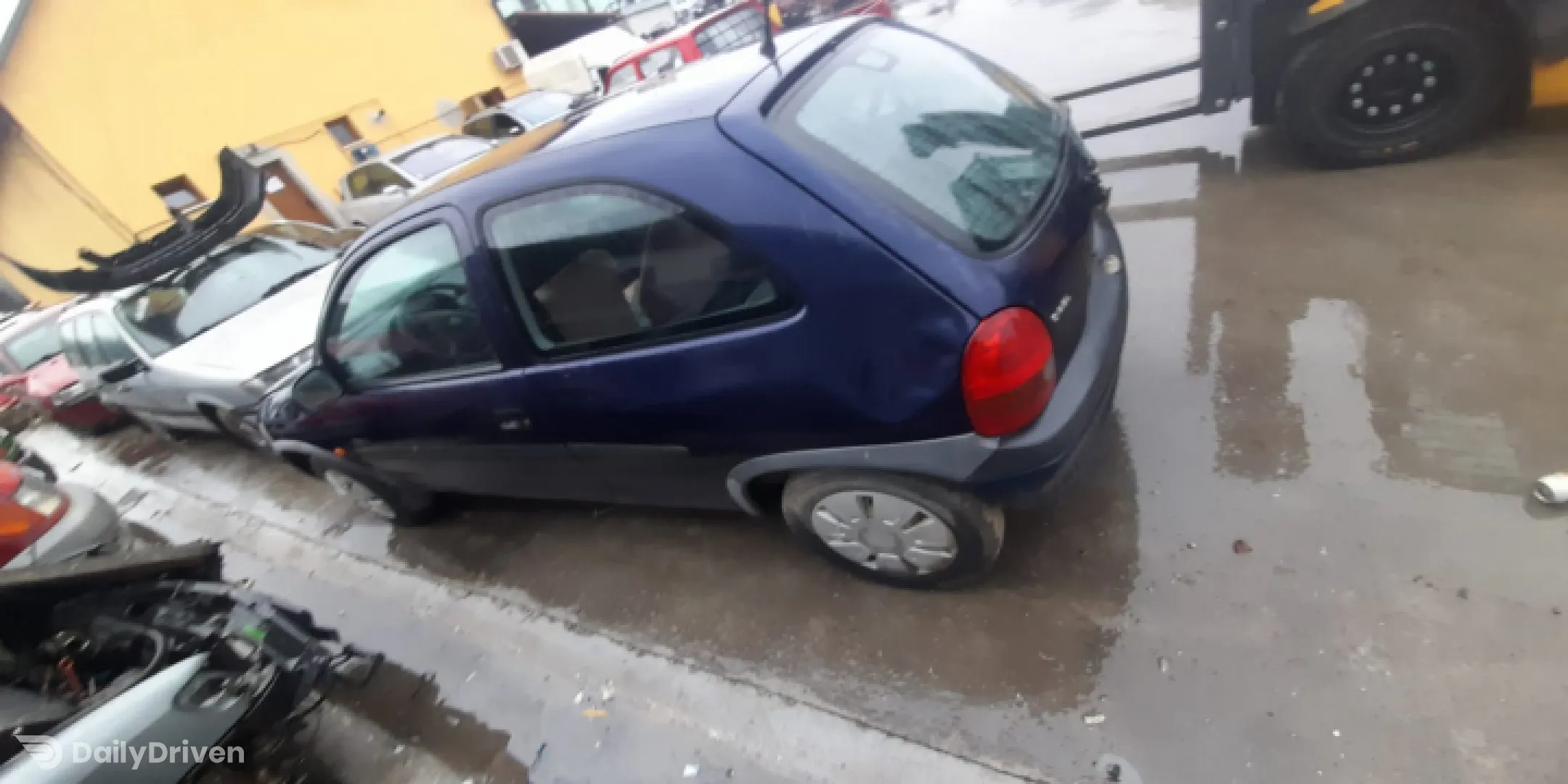 Vas expansiune Opel Corsa B [1993 - 2000] Hatchback 3-usi 1.2i MT (45 hp)