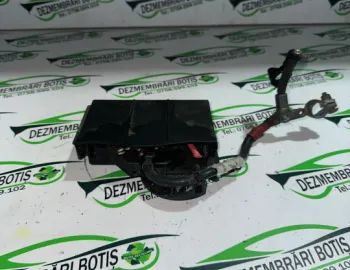 Panou sigurante si relee 90 589 541 Opel Astra G [1998 - 2009] Hatchback 5-usi 1.6 MT (75 hp)
