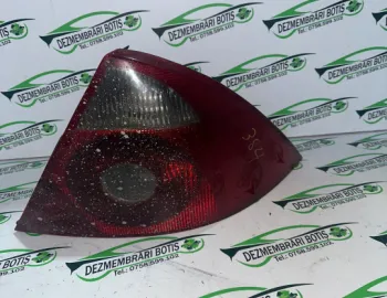 Lampa stop dreapta pe aripa Ford Mondeo 3 [2000 - 2003] Sedan 2.0 TDCi 5MT (115 hp)