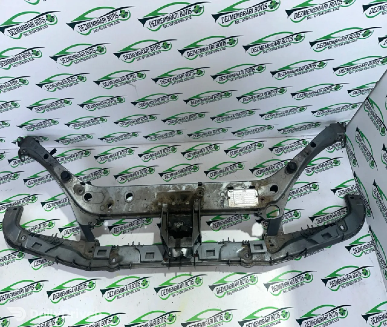 Trager Ford Focus  [1998 - 2004] Hatchback 3-usi 1.6 MT (98 hp)