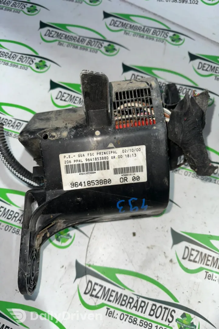 Panou sigurante si relee 9641853880 Peugeot 206  [1998 - 2003] Hatchback 3-usi 1.9 D MT (70 hp)