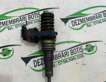 Injector motorina 038 130 073 Volkswagen VW Passat B6 [2005 - 2010] wagon 5-usi 1.9 TDI MT (105 hp)