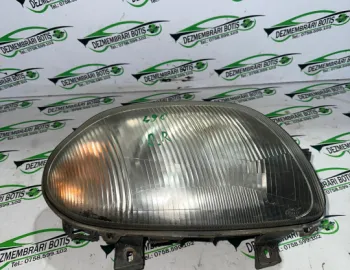 Far dreapta Renault Clio 2 [1998 - 2005] Hatchback 5-usi 1.2 MT (75 hp)
