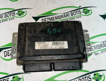 Calculator motor ECU 8200061281 Renault Clio 2 [1998 - 2005] Hatchback 5-usi 1.2 MT (75 hp)