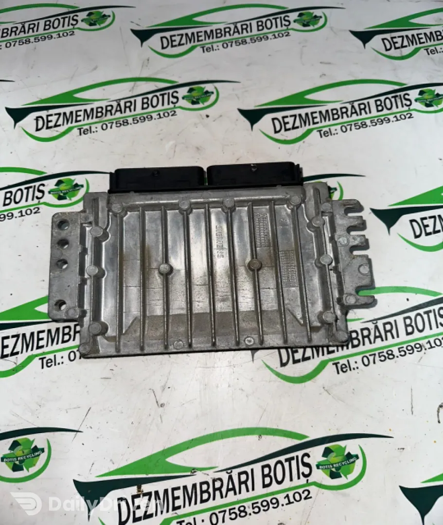 Calculator motor ECU 8200061281 Renault Clio 2 [1998 - 2005] Hatchback 5-usi 1.2 MT (75 hp)