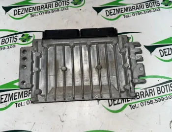 Calculator motor ECU 8200061281 Renault Clio 2 [1998 - 2005] Hatchback 5-usi 1.2 MT (75 hp)