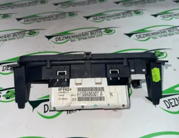 Display bord P7700436307 A Renault Clio 2 [1998 - 2005] Hatchback 5-usi 1.2 MT (75 hp)