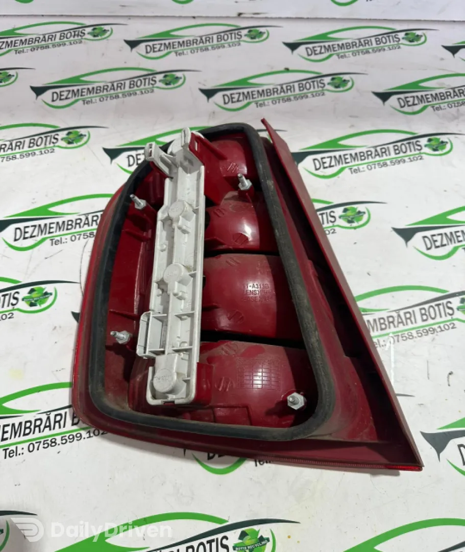 Lampa stop dreapta pe aripa Skoda Fabia 6Y [1999 - 2004] Hatchback 5-usi 1.2 MT (64 hp)