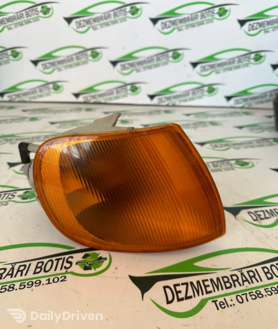 Lampa semnalizare fata dreapta 6NO953050B Volkswagen VW Polo 3 6N [1994 - 2001] Hatchback 5-usi 1.0 MT (50 hp)