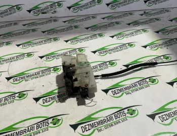 Broasca usa fata dreapta Renault Clio 2 [1998 - 2005] Hatchback 5-usi 1.2 MT (75 hp)