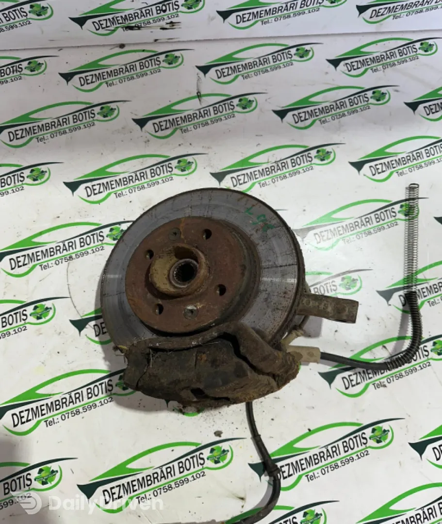 Fuzeta fata dreapta Renault Clio 2 [1998 - 2005] Hatchback 5-usi 1.2 MT (75 hp)