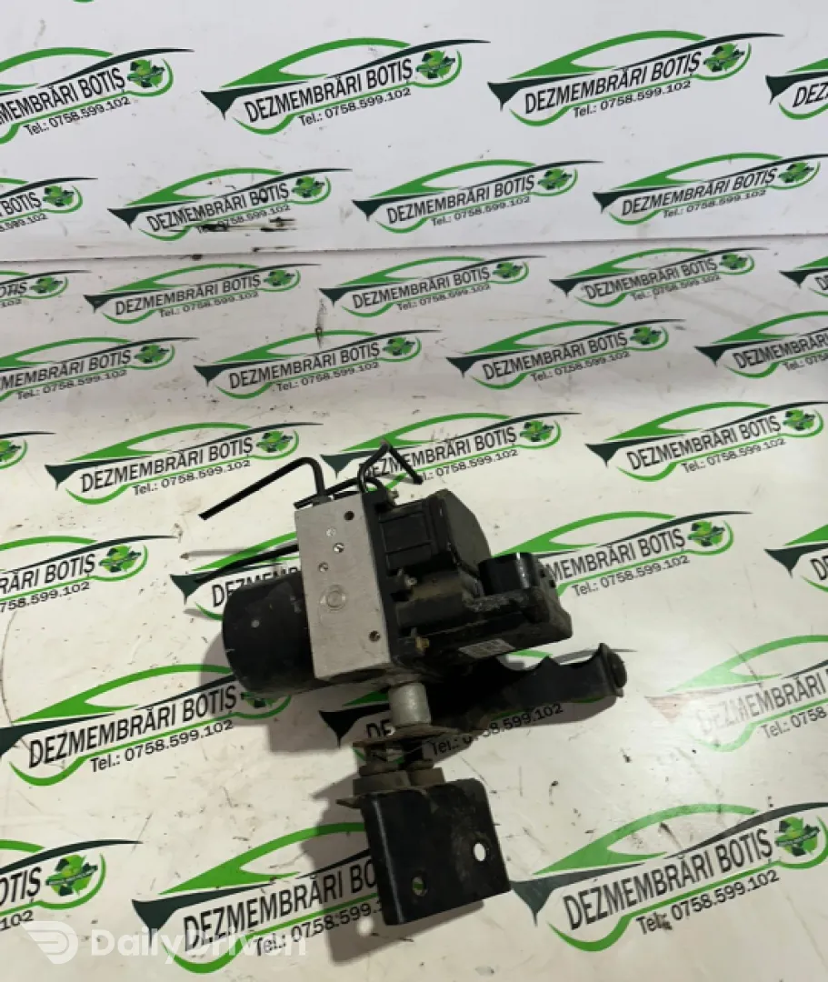Pompa ABS 2 273 004 418 Renault Clio 2 [1998 - 2005] Hatchback 5-usi 1.2 MT (75 hp)