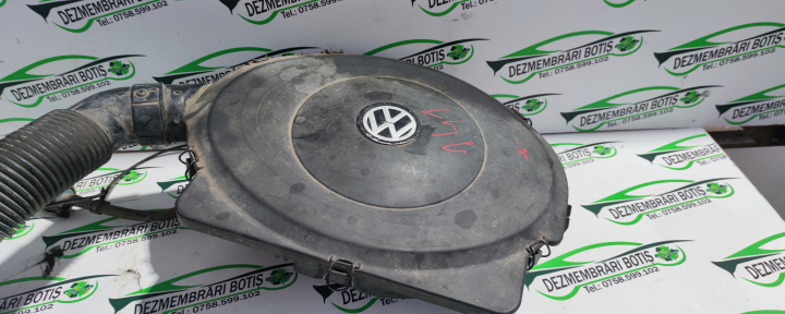 Carcasa filtru aer Volkswagen VW Polo 3 6N [1994 - 2001] Hatchback 5-usi 1.0 MT (50 hp)