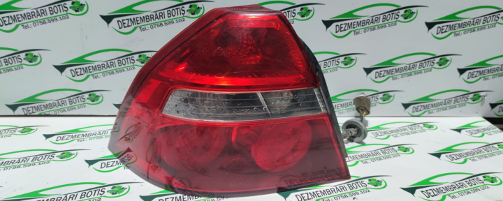 Lampa stop stanga pe aripa Chevrolet Aveo T200 [2003 - 2008] Sedan 1.4 MT (82 hp)