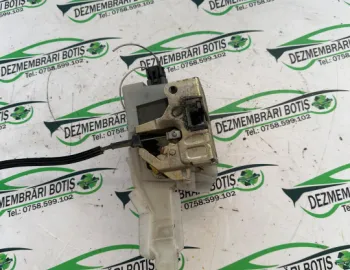 Broasca usa fata stanga Renault Clio 2 [1998 - 2005] Hatchback 5-usi 1.2 MT (75 hp)
