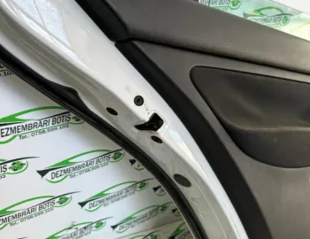 Broasca usa spate stanga Volkswagen VW Golf 4 [1997 - 2006] Hatchback 5-usi 1.4 MT (75 hp)