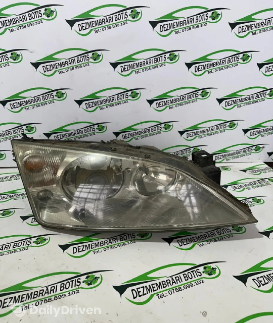 Far dreapta Ford Mondeo 3 [2000 - 2003] wagon 2.0 Di MT (115 hp)