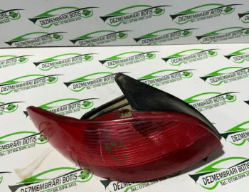 Lampa stop stanga pe aripa Peugeot 206  [1998 - 2003] Hatchback 5-usi 1.4 HDI MT (68 hp)