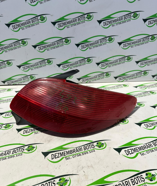 Lampa stop dreapta pe aripa Peugeot 206  [1998 - 2003] Hatchback 5-usi 1.4 HDI MT (68 hp)