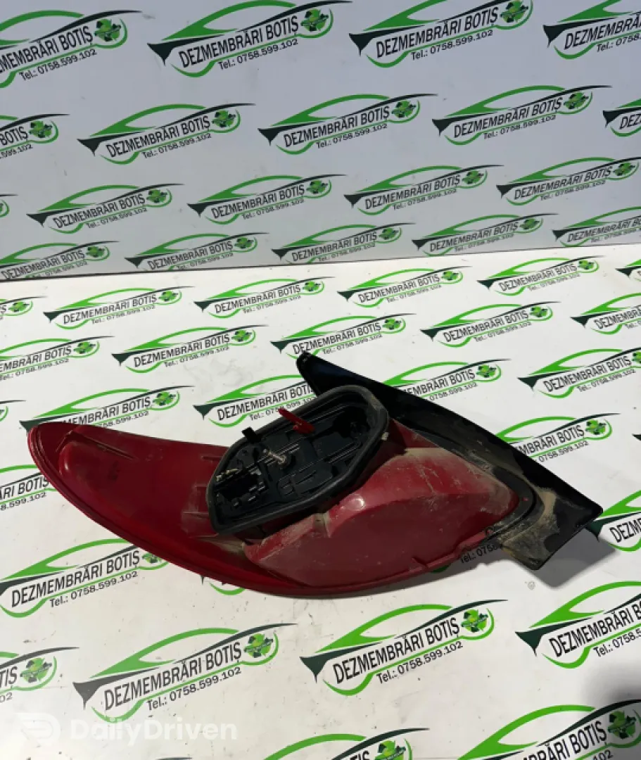 Lampa stop dreapta pe aripa Peugeot 206  [1998 - 2003] Hatchback 5-usi 1.4 HDI MT (68 hp)