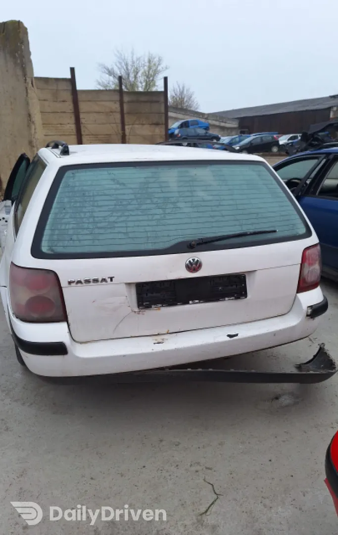 Vas expansiune Volkswagen VW Passat B5.5 [facelift] [2000 - 2005] wagon 1.6 MT (102 hp) COD CULOARE B9A