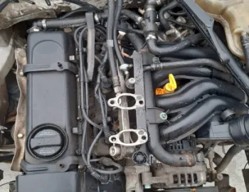 Vas lichid parbriz Volkswagen VW Passat B5.5 [facelift] [2000 - 2005] wagon 1.6 MT (102 hp) COD CULOARE B9A