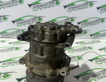 Compresor AC 8200315744 Renault Clio 2 [1998 - 2005] Symbol Sedan 1.4 MT (75 hp)